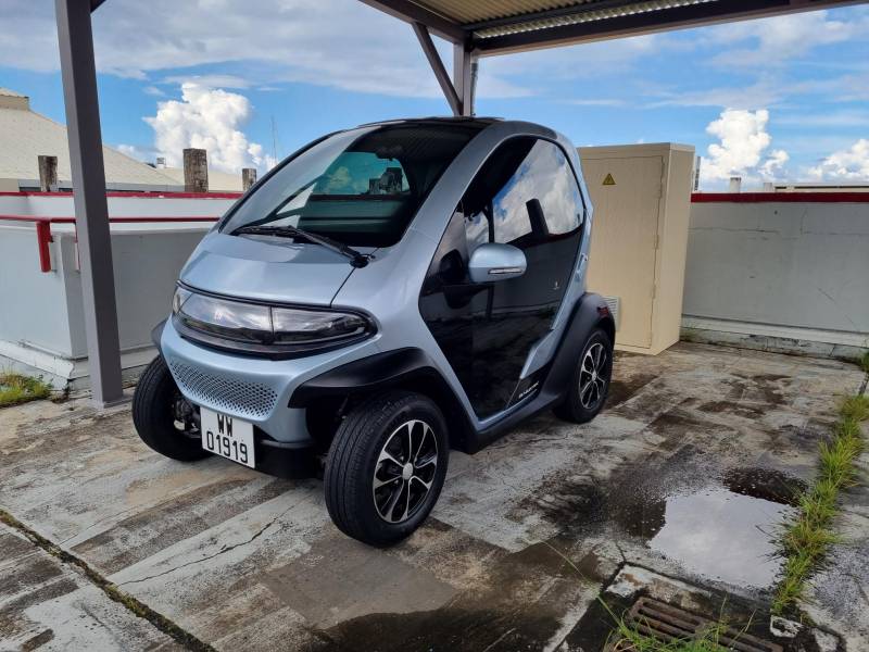 Eli voiture sans permis électrique comme Ami Citroen