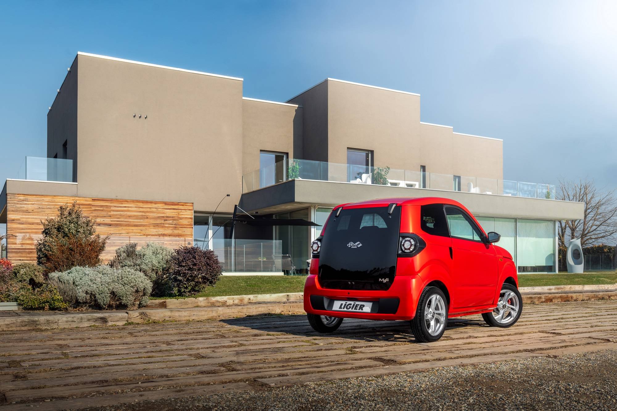 Ligier EPIC électrique 192 kms d’autonomie pour cette sans permis à Mougins