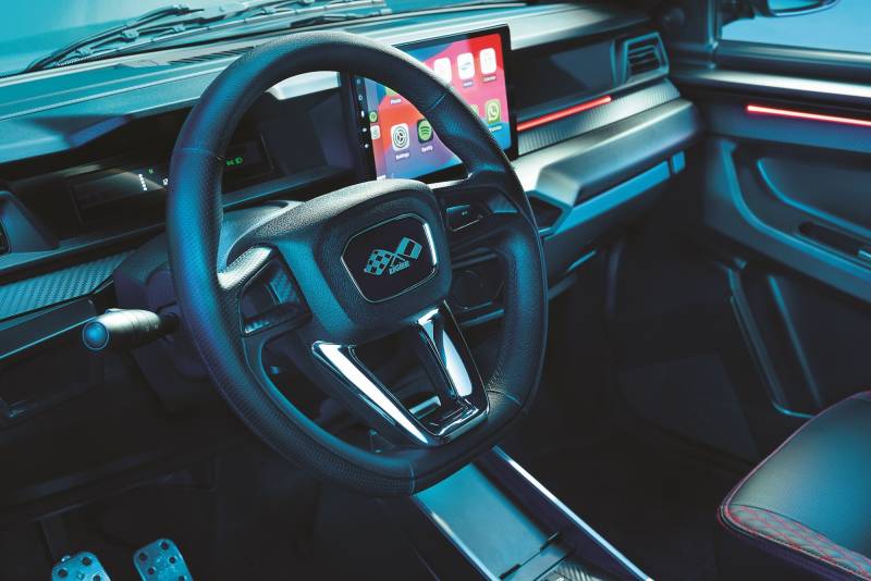 Intérieur avec carplay pour cette js 50 ultimate