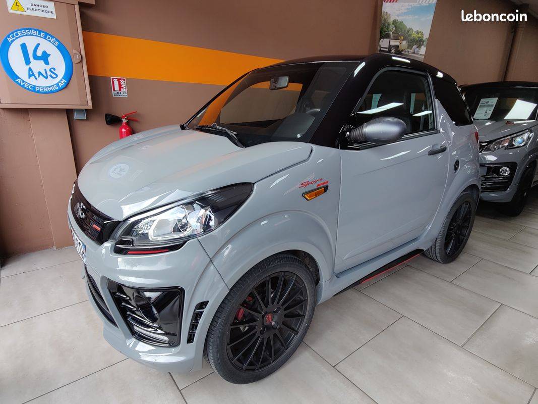 Ligier js 50 ultimate chez garage clément