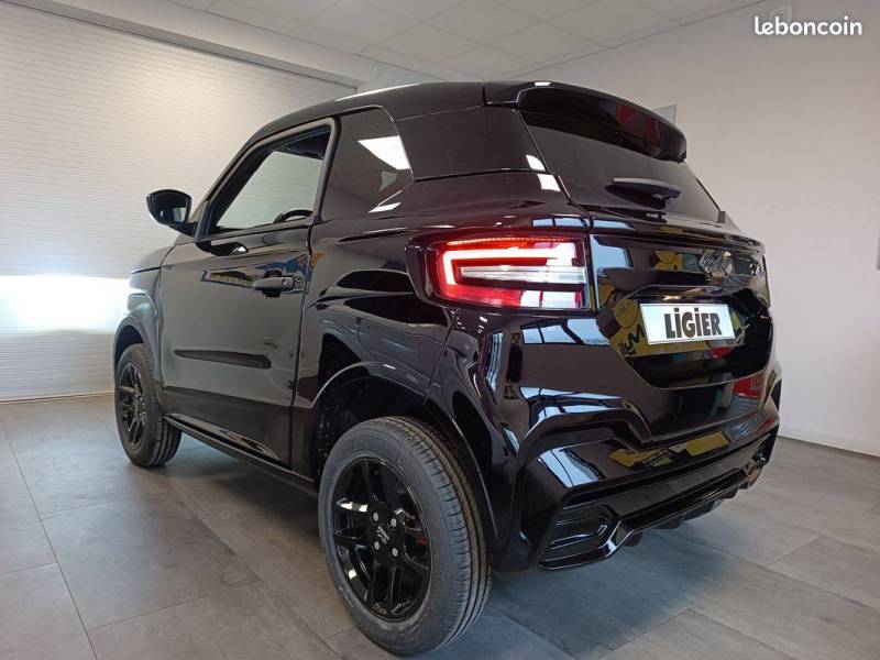 Je loue une ligier Js 50 pour 750 euros par mois