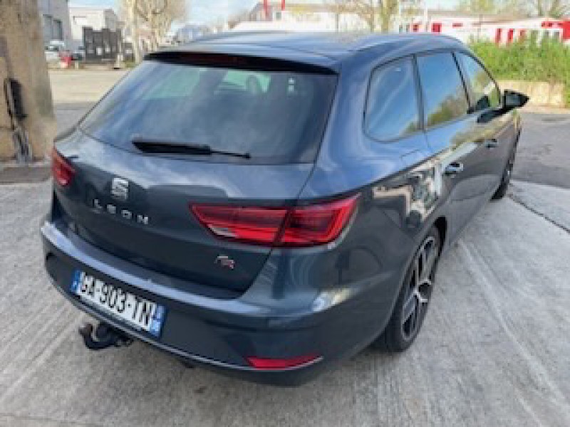 Seat Leon Sport Tourer Break Finition FR 150 cv boite Auto DSG dans le 06