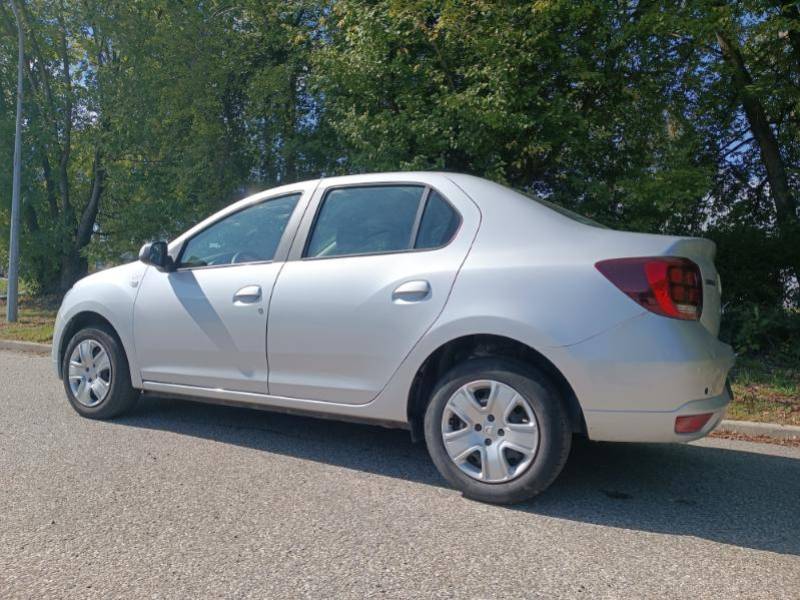 Daci logan pas chère et dispo