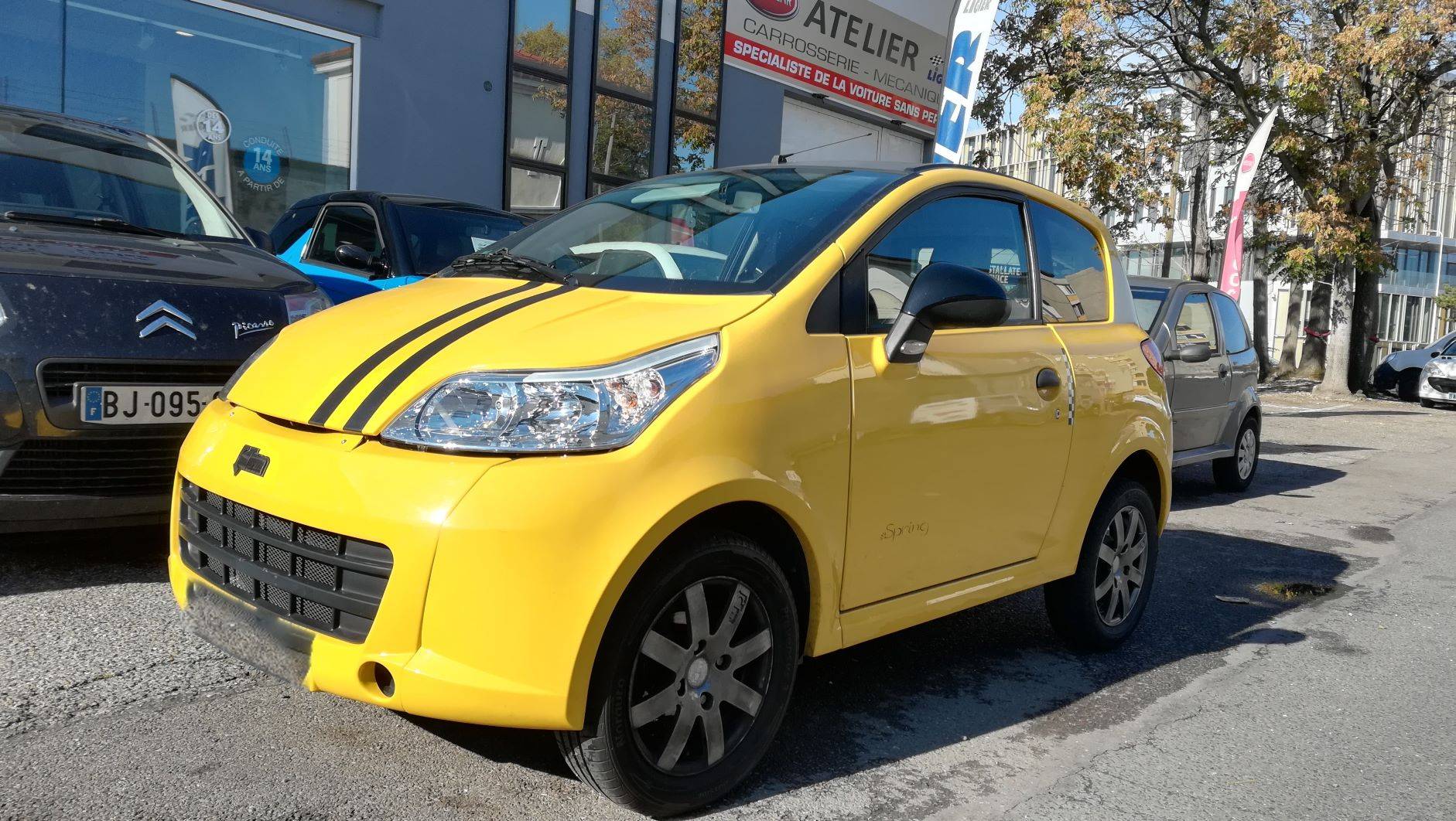 voiture sans permis garage