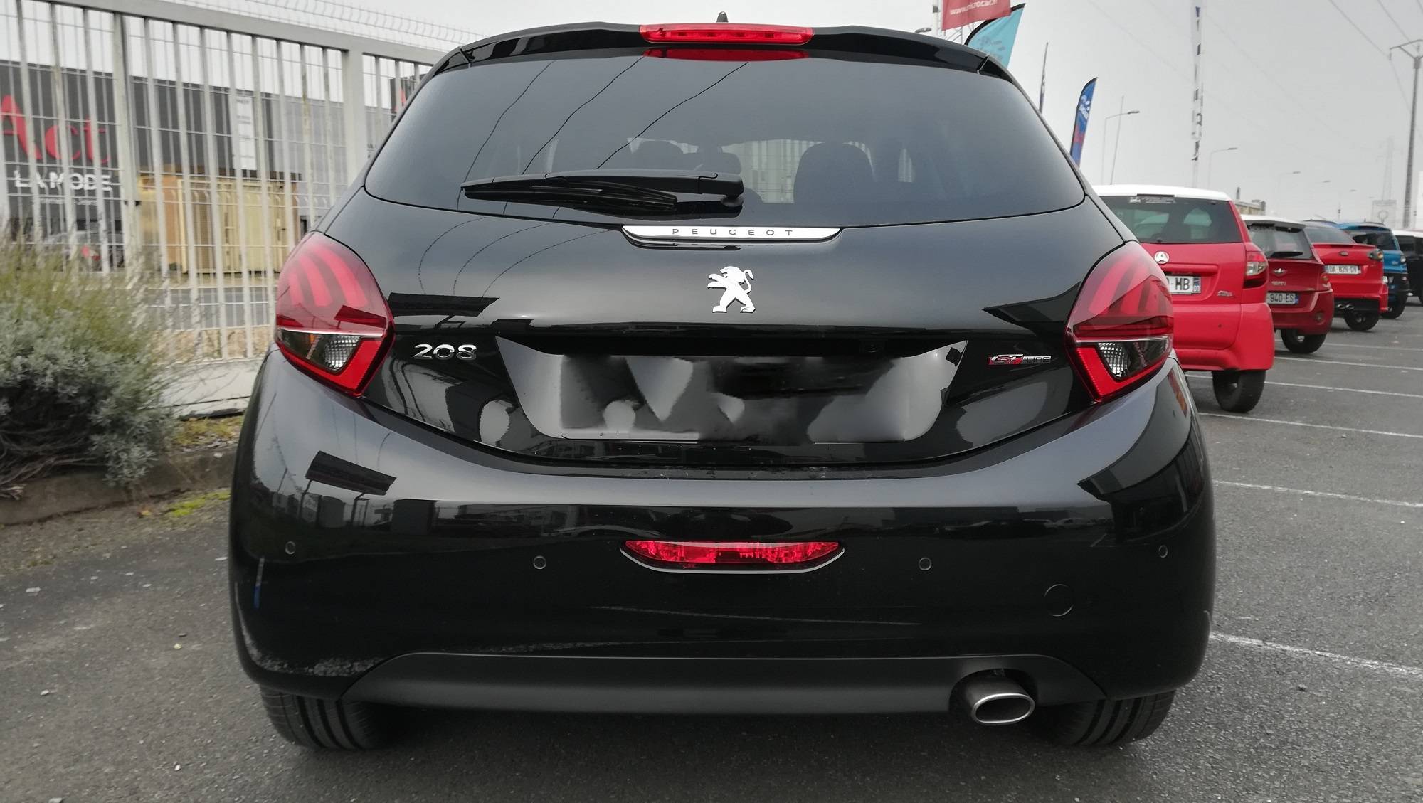 249€ par mois, Peugeot 208 1.2 PureTech 110 GT Line EAT6 citadine, 5 portes Alpes maritimes 06
