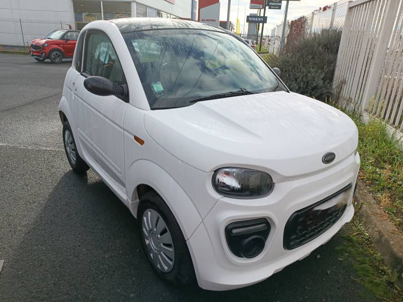 VOITURE SANS PERMIS MICROCAR