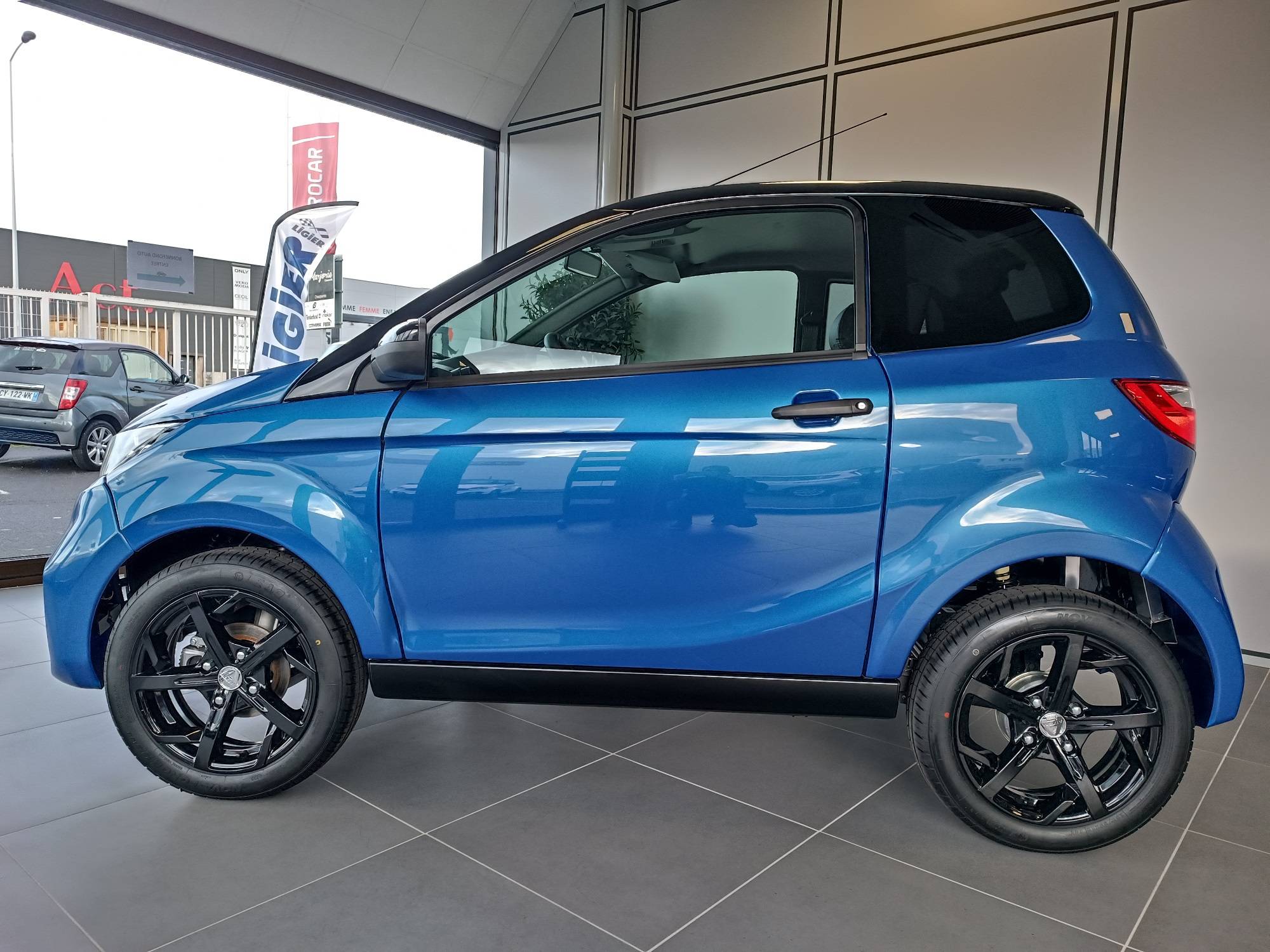 voiture sans permis Aixam à Belleville en beaujolais