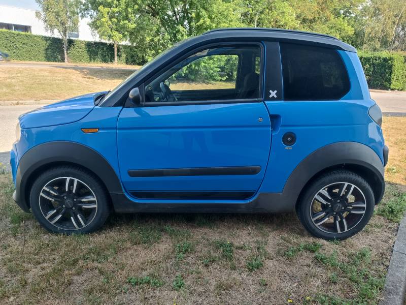 DISPO SUR BOURG EN BRESSE : MICROCAR MGO X 