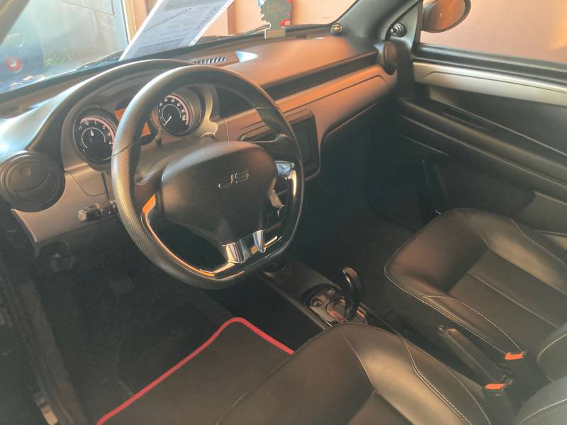 Ligier JS 50 sport DCI avec clim et direction assistée à St Laurent du var