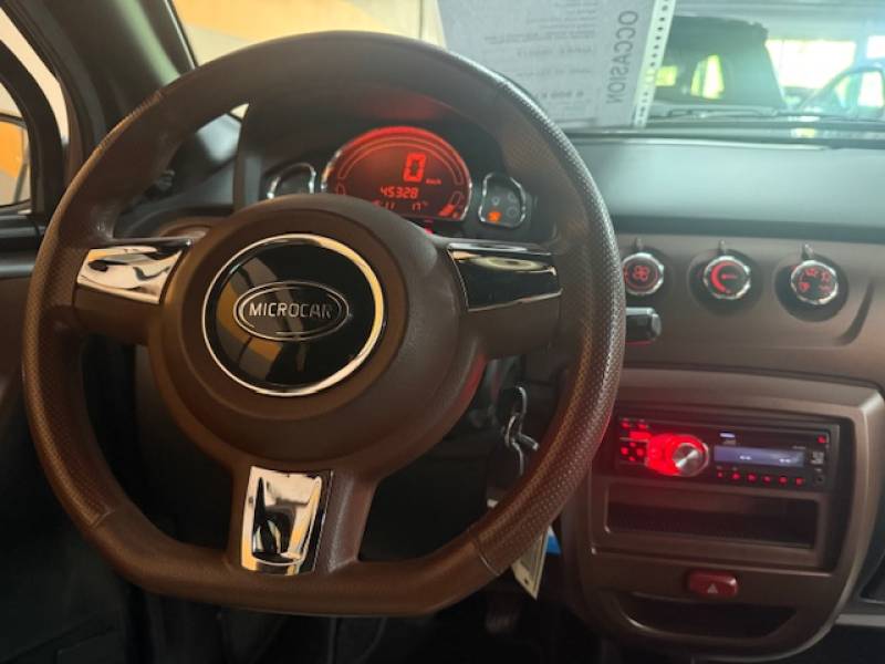 Microcar M8 Moteur Progress, une sans permis charmante à St laurent du var