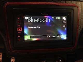 Tablette tactile voiture sans permis