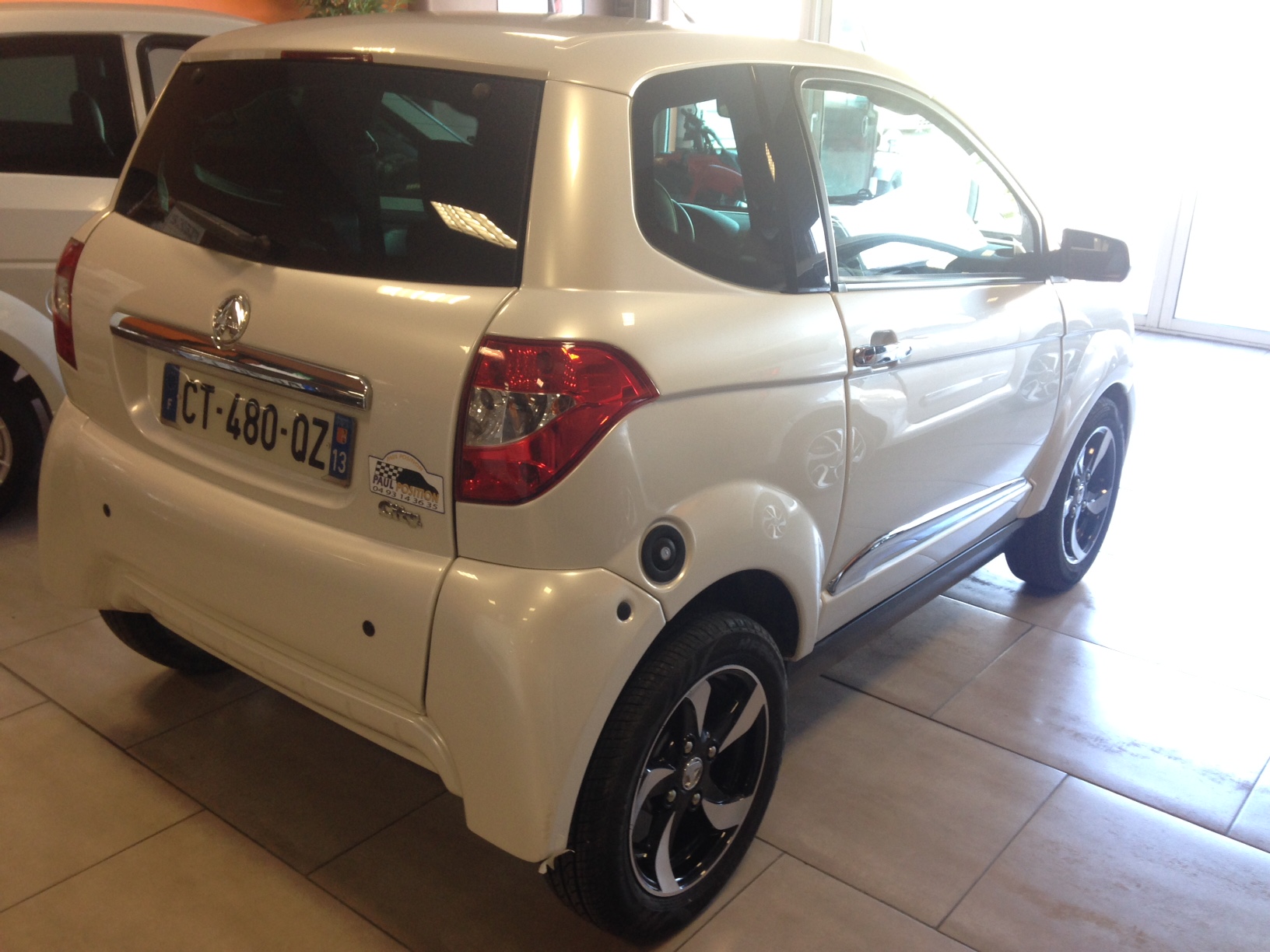 garage voiture sans permis à Neuville sur saone