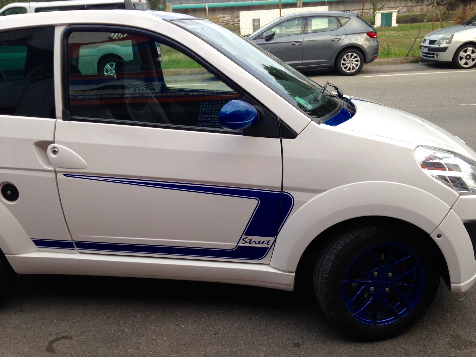 VOITURE SANS PERMIS LIGIER IXO STREET DCI