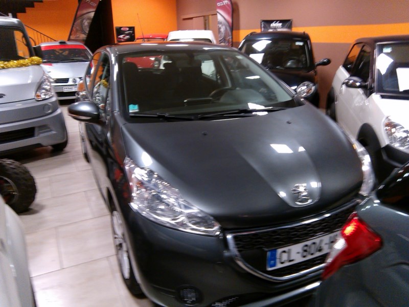 Peugeot 208 active occasion 5p 1.4 HDI dispo à St laurent du ar