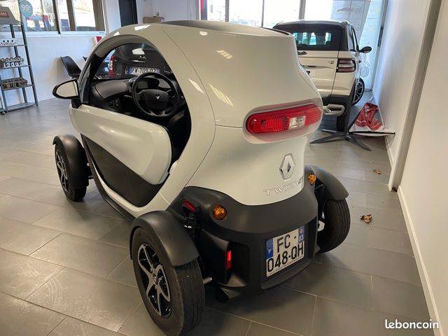 Renault twizzy à cannes