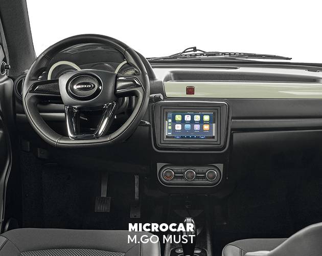 Voiture sans permis avec écran tactile à Nice