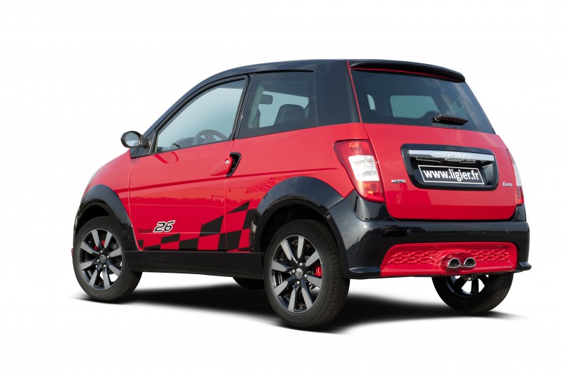 LIGIER IXO TEAM 26 DCI  Voiture sans permis