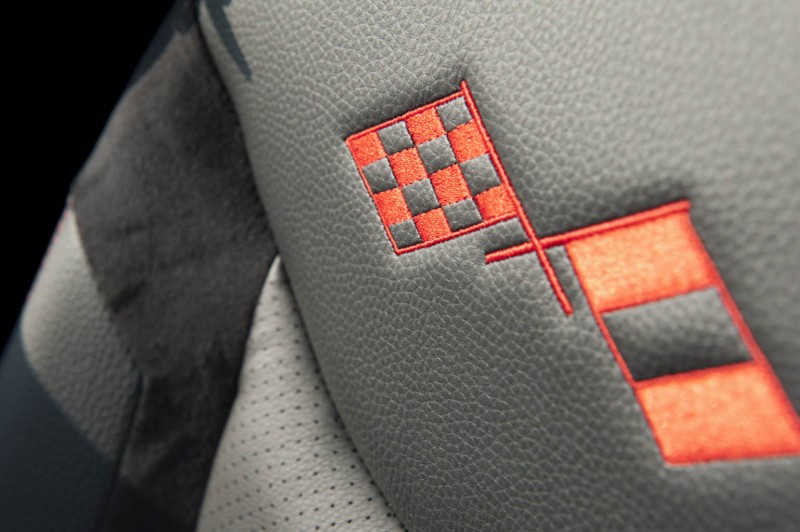 LIGIER IXO TEAM 26 DCI  Voiture sans permis