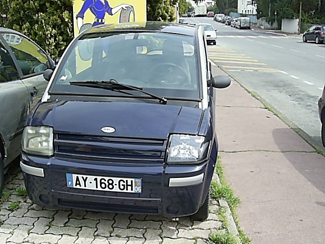 VOITURE SANS PERMIS MICROCAR MC2