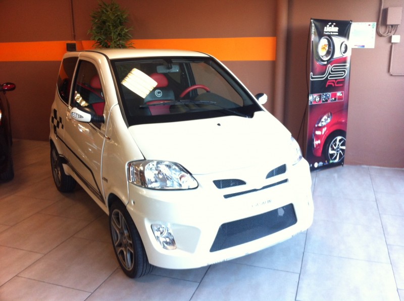 VOITURE SANS PERMIS   CASALINI M12 OPERA