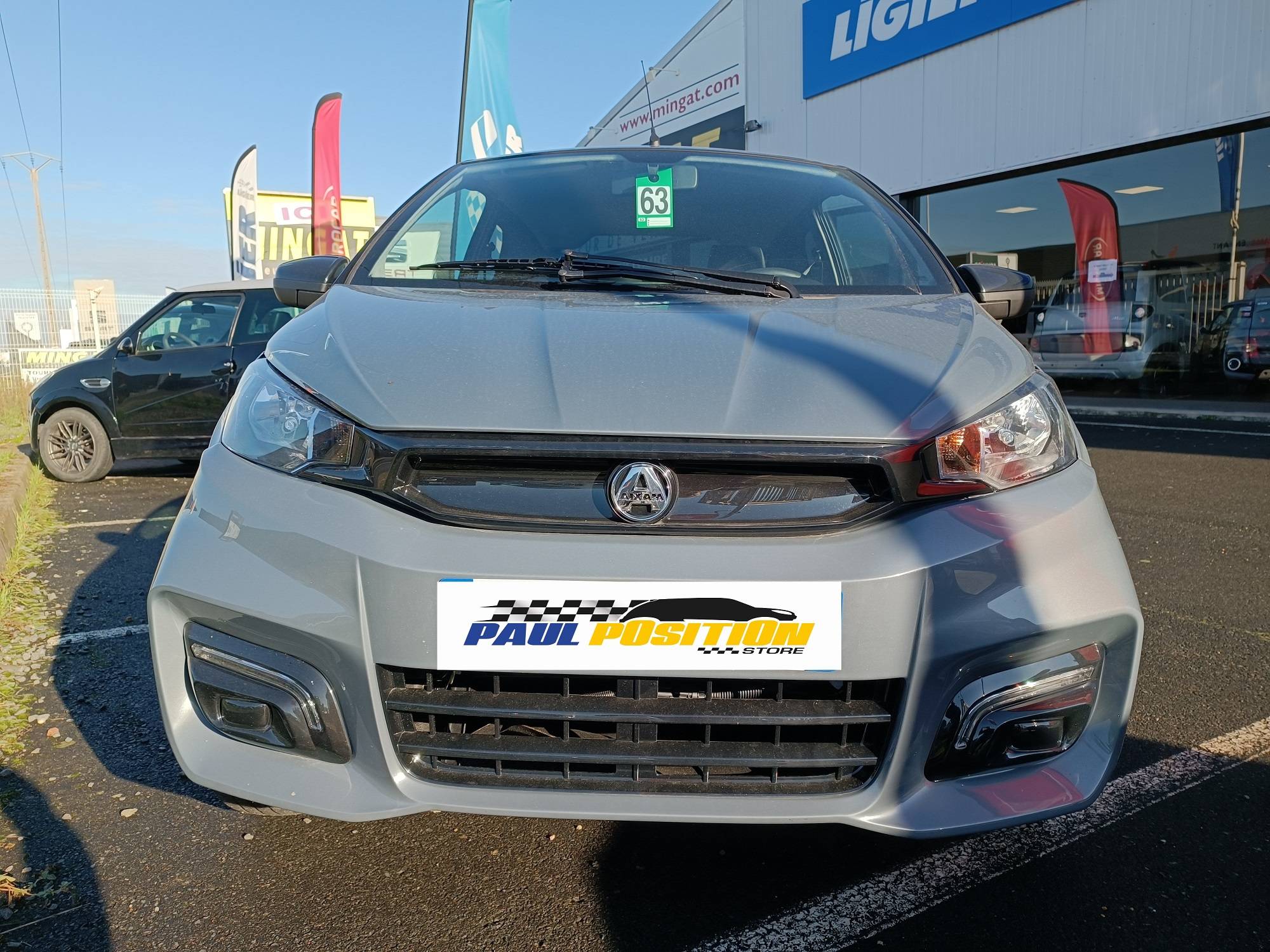 VOITURE SANS PERMIS à Nice