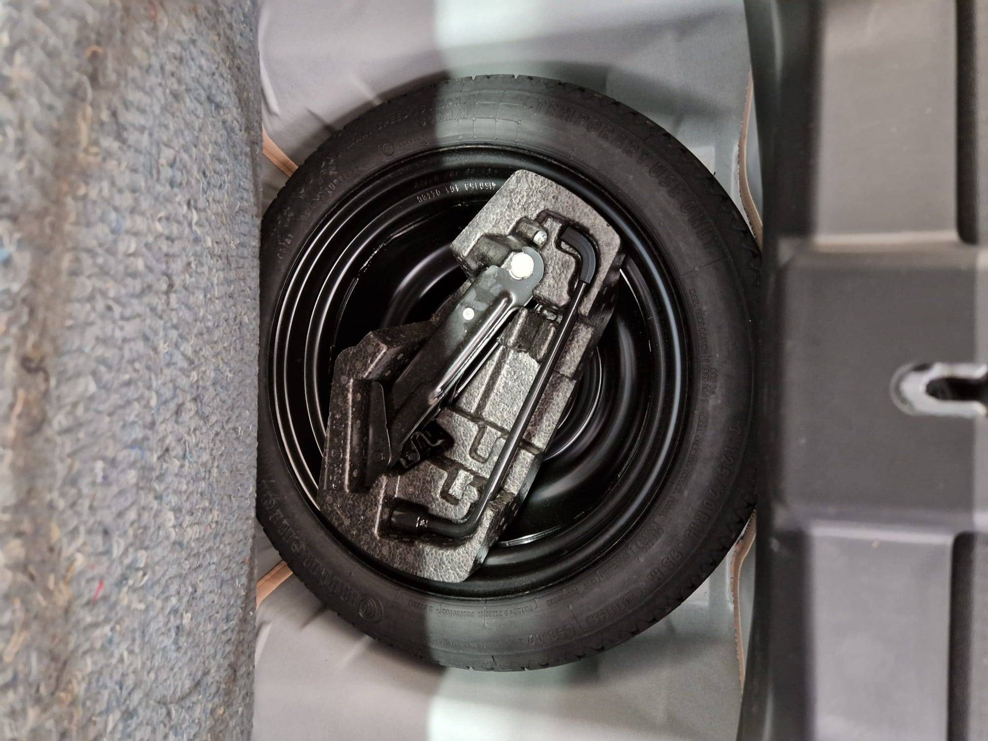 Peugeot 108 1.0 vti 68 style 5 PORTES BOITE AUTOMATIQUE à Nice