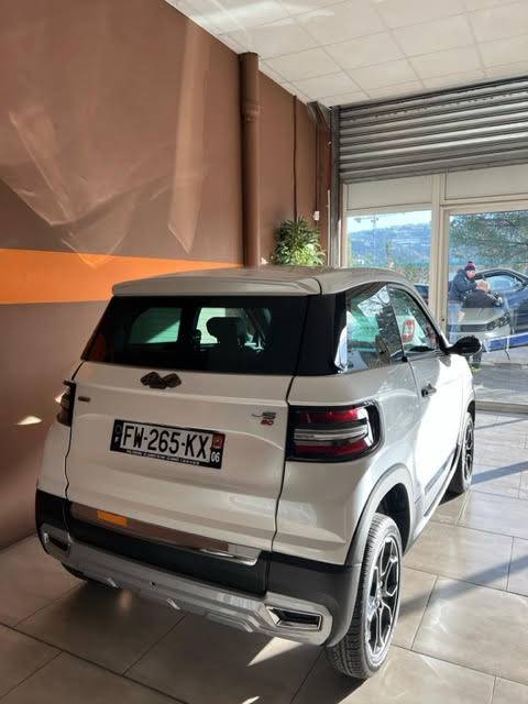 Ligier JS 60 Chic DCI blanc Nacrée Prête à partir. Voiture sans permis occasion Saint Laurent du var